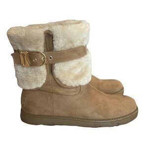 GUESS Womens Fleece Lined Boots - size 7